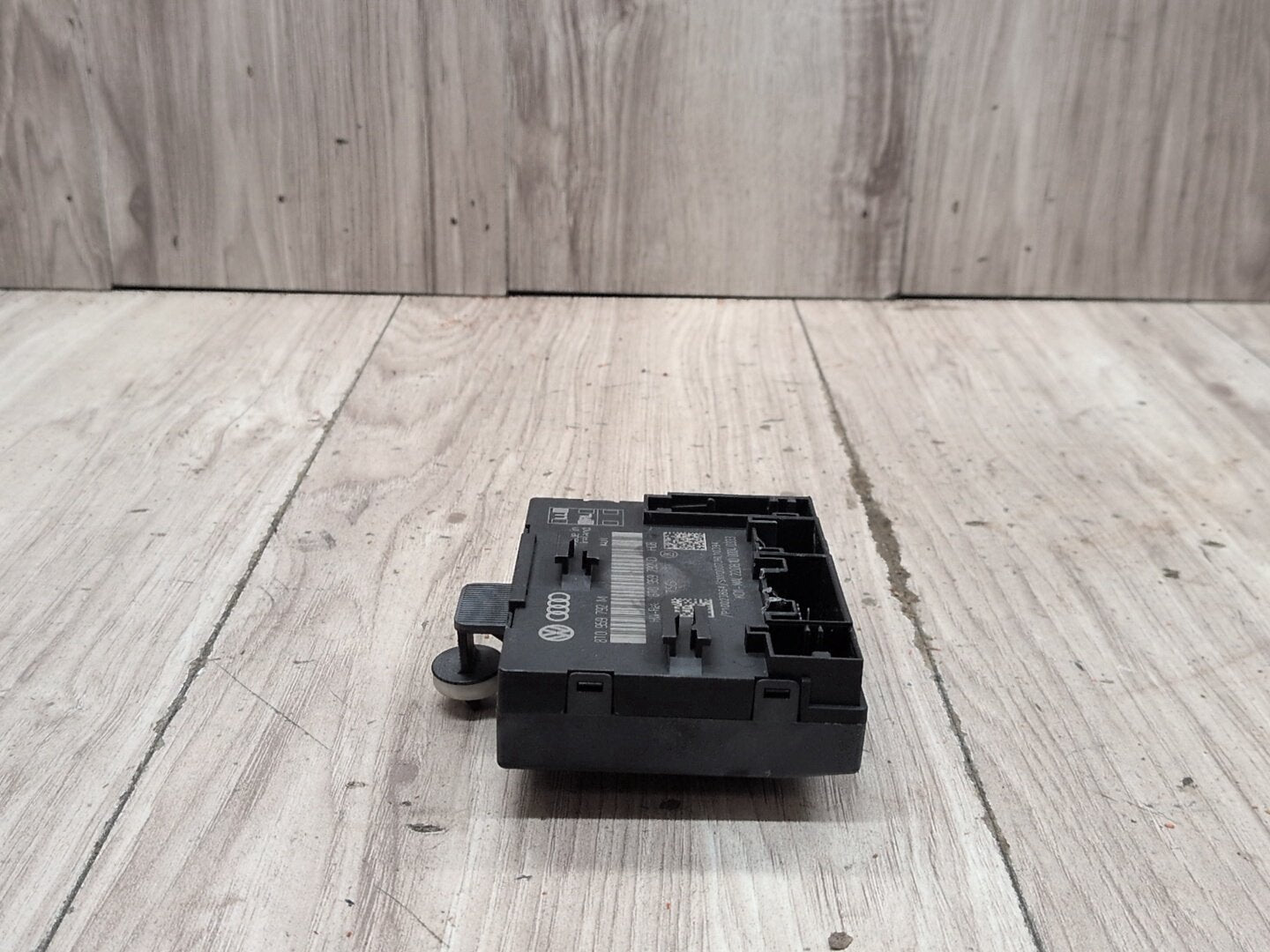 10-16 OEM AUDI A4 S4 S5 Front Left or Right Window Control Module