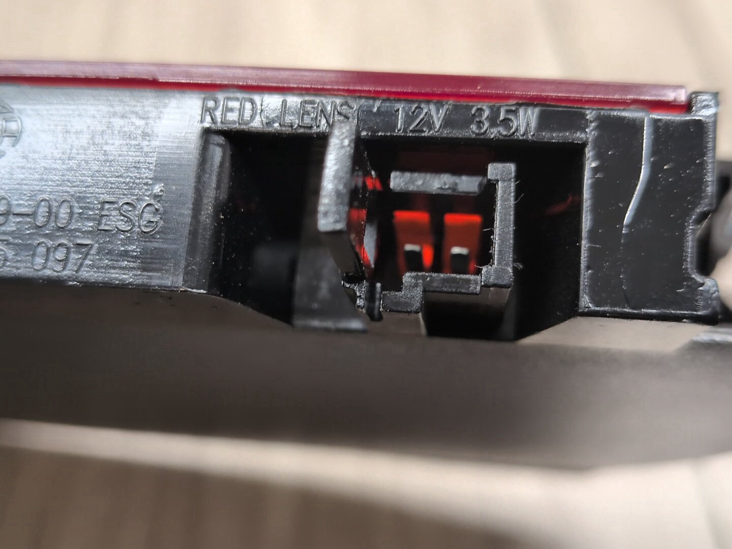2018-2023 Audi S4 B9 Upper Liftgate Trunk Lid 3rd Brake Light 8W5945097