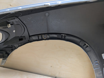11-13 BMW X5 E70 Front Right Passenger Fender Panel w/ bracket Silver 354