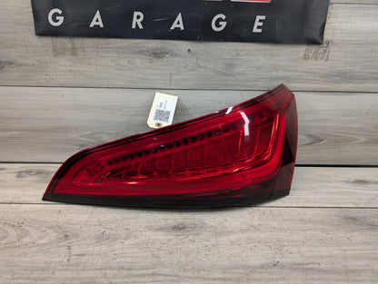 2009 - 2017 Audi Q5 8R Rear Right Passenger Outer Tail Light 8R0945094D EA888
