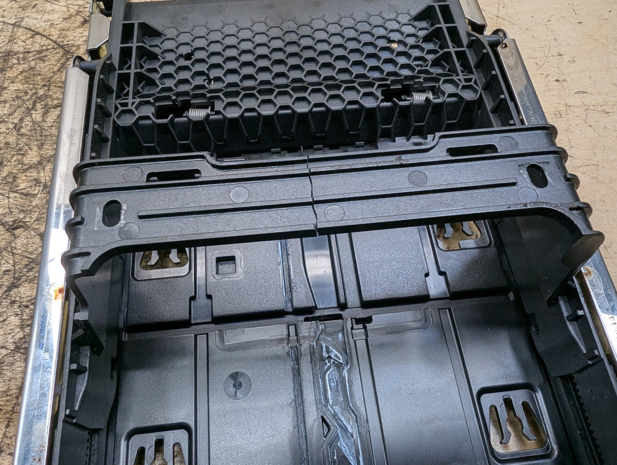 2016-2019 BMW 740Li G12 Center Console Cup Holder Storage Compartment 9327501