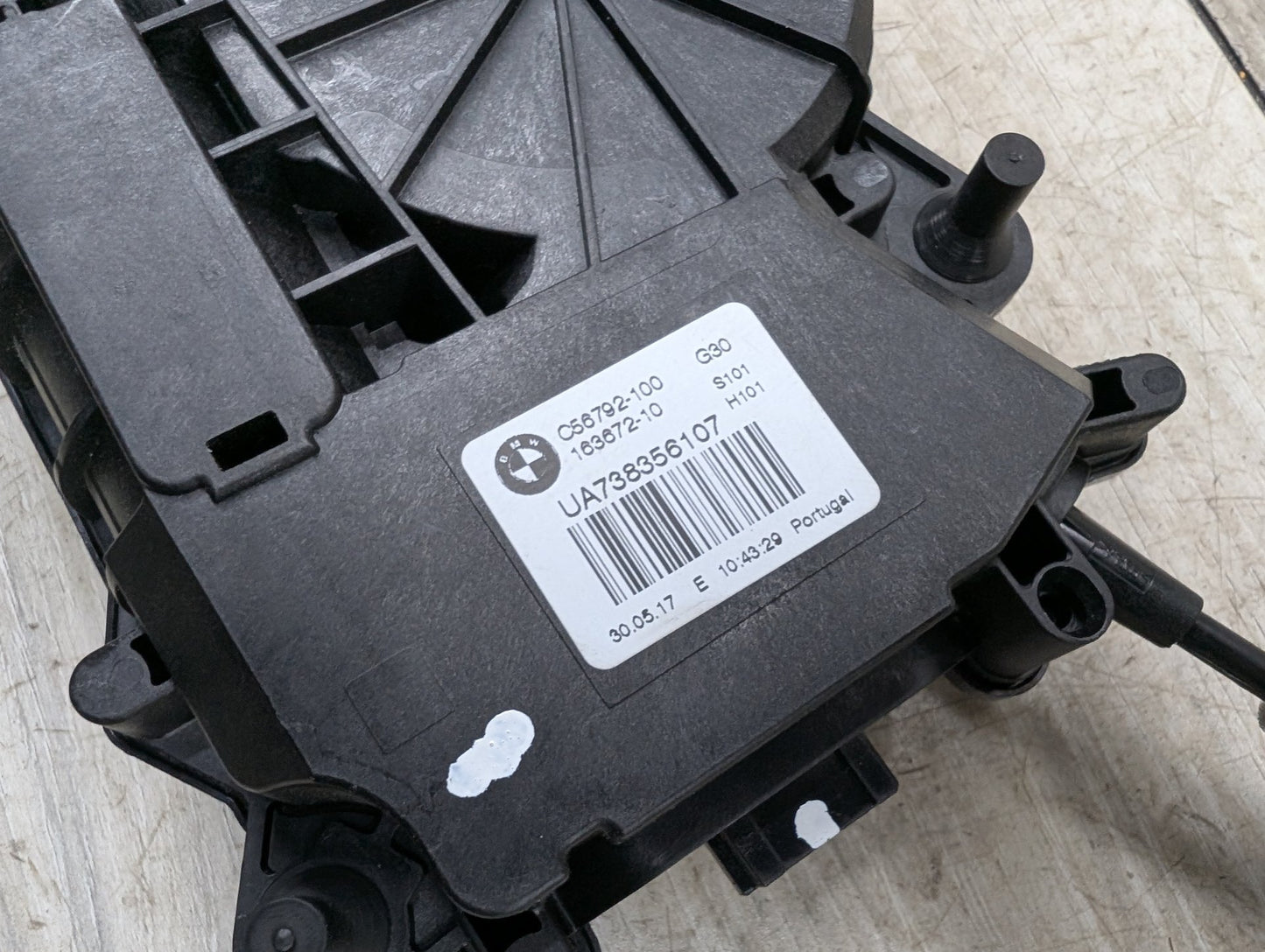 18-21 OEM BMW G30 M550 F90 M5 Trunk Lid Actuator Latch Lock System Assembly