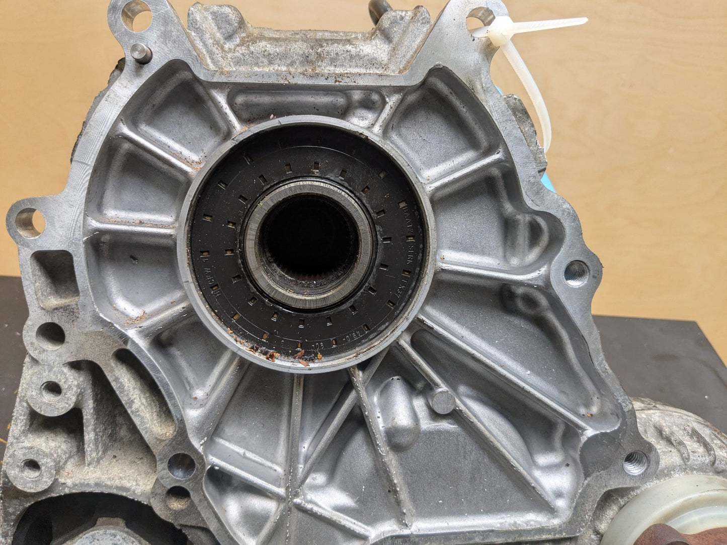 OEM BMW E60 E61 E90 E92 E93 MANUAL Transmission Transfer Case Box Gearbox ATC300 79k