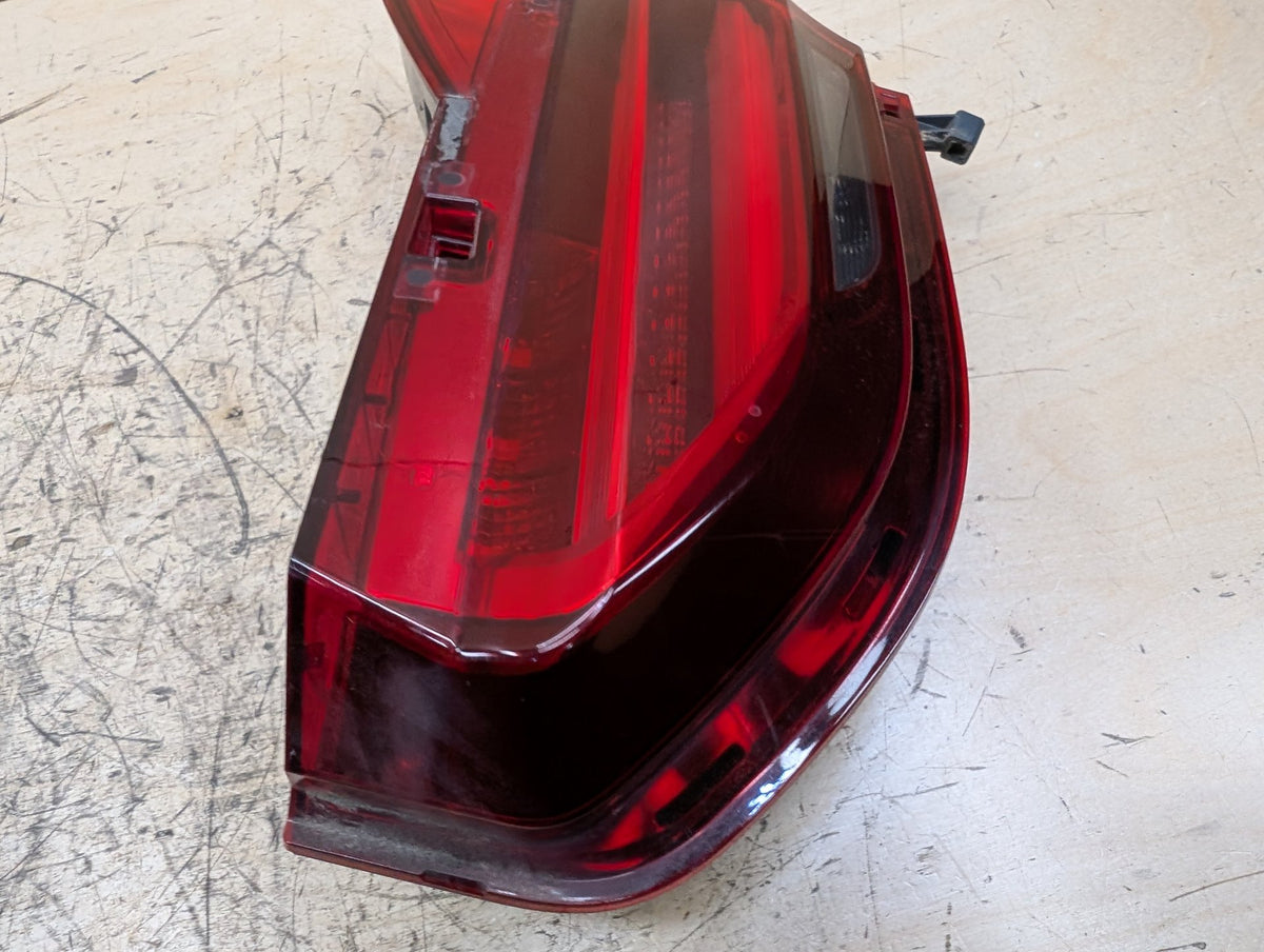 16-19 OEM BMW G11 G12 740 750 M760 Rear Right Passenger Inner Trunk Tail Light