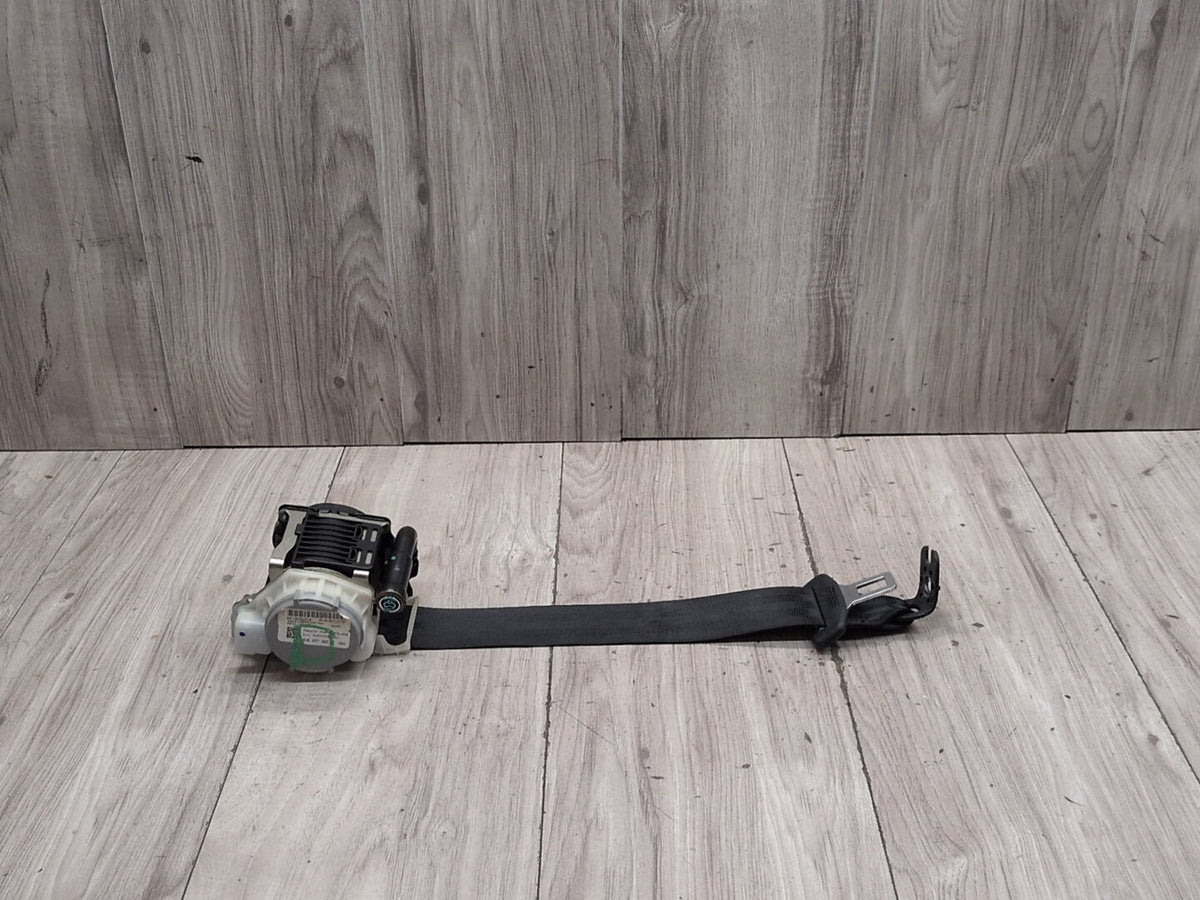 2015-2018 Audi Q3 8U Rear Left or Right Seatbelt Seat Belt Retractor 8U0857805A
