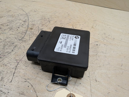 2011-2016 BMW X3 F25 Electric Emergency Parking Brake Module 6863277