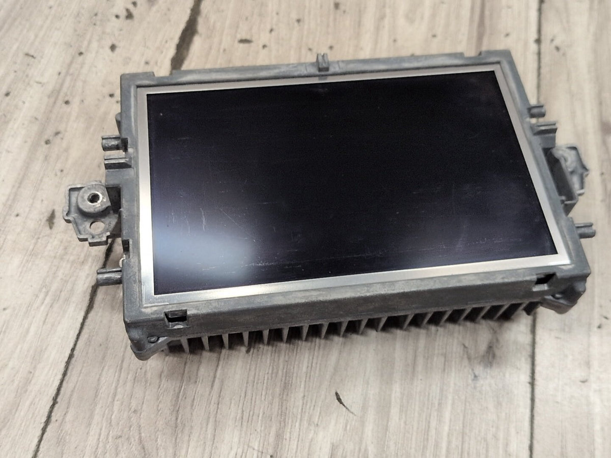 2009-2012 Mercedes-Benz E550 W212 Monitor Display Screen A2129018103 OEM