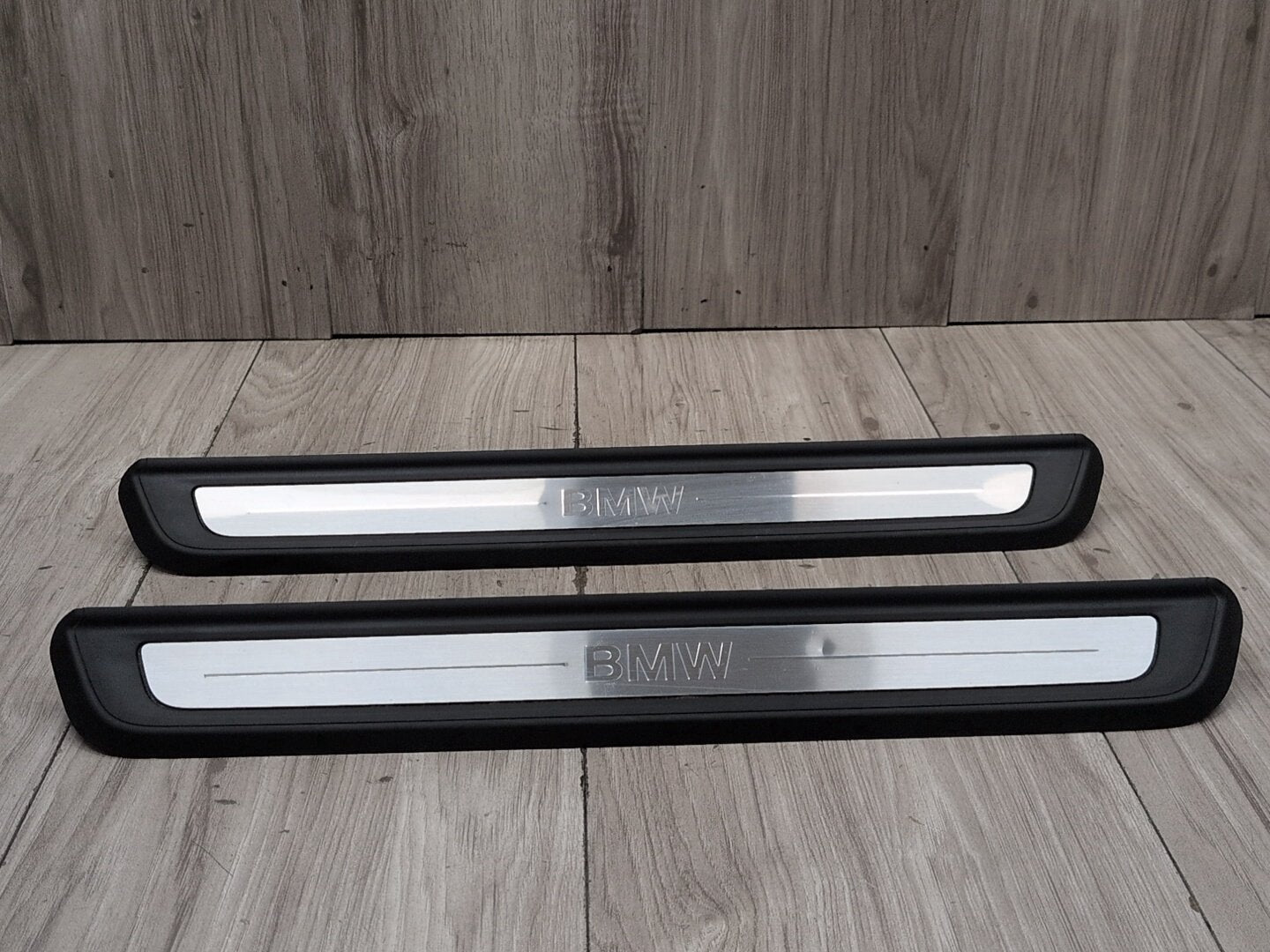 2019-2026 BMW 330i G20 Front Left Right Scuff Plate Door Sill SET 7407377