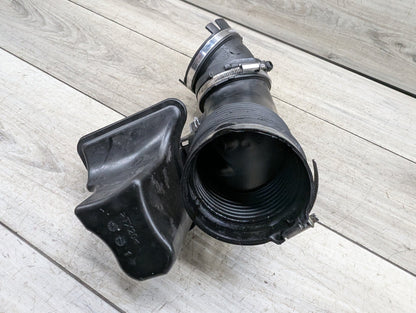 2006-2011 BMW 328i E90 Engine Motor Air Duct Tube Hose 7536004