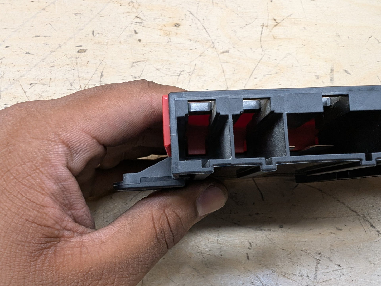 OEM BMW F22 F30 F32 F36 F80 F82 Positive Battery Distributor B+ Power Fuse Box