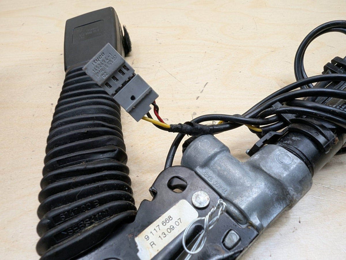 07-13 OEM BMW E93 328 335 M3 Front Right Passenger Side Seat Belt Buckle Tensioner