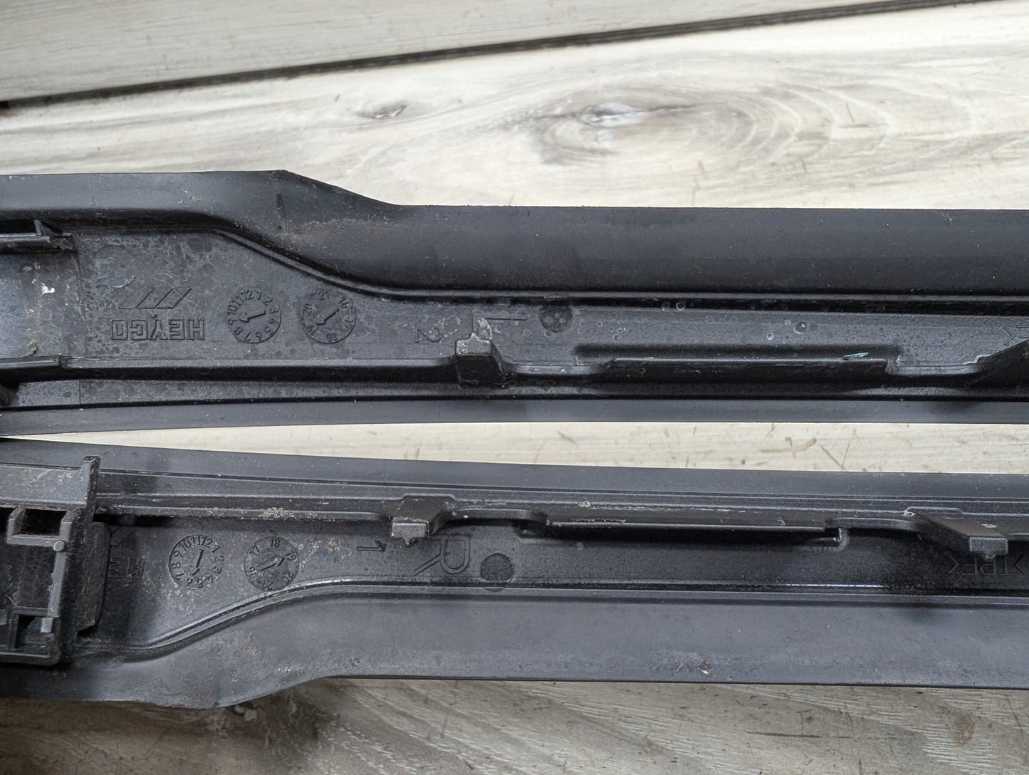 2018 - 2024 BMW X3 G01 Front Left Right Side Windshield Drip Trim Molding SET 7399031 B58B30O1