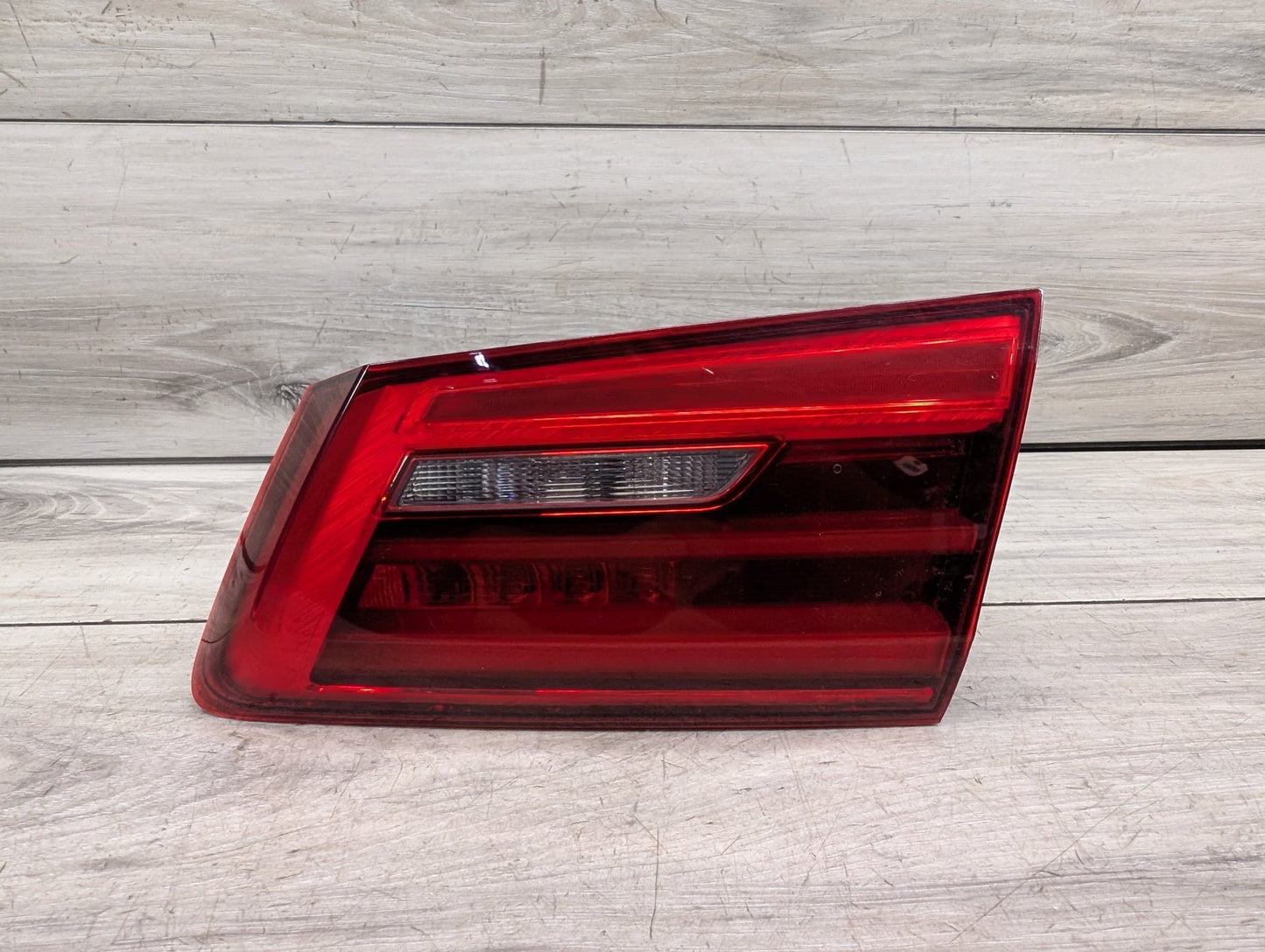17-20 OEM BMW F90 G30 530 540 M550 M5 Rear Right Passenger Trunk Tail Light