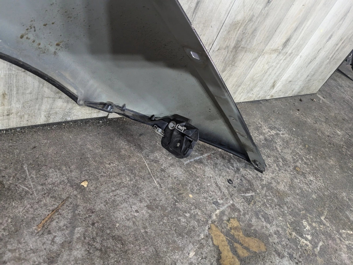06-11 OEM BMW E90 328 335 Sedan Left Driver Side Fender Panel Black 668