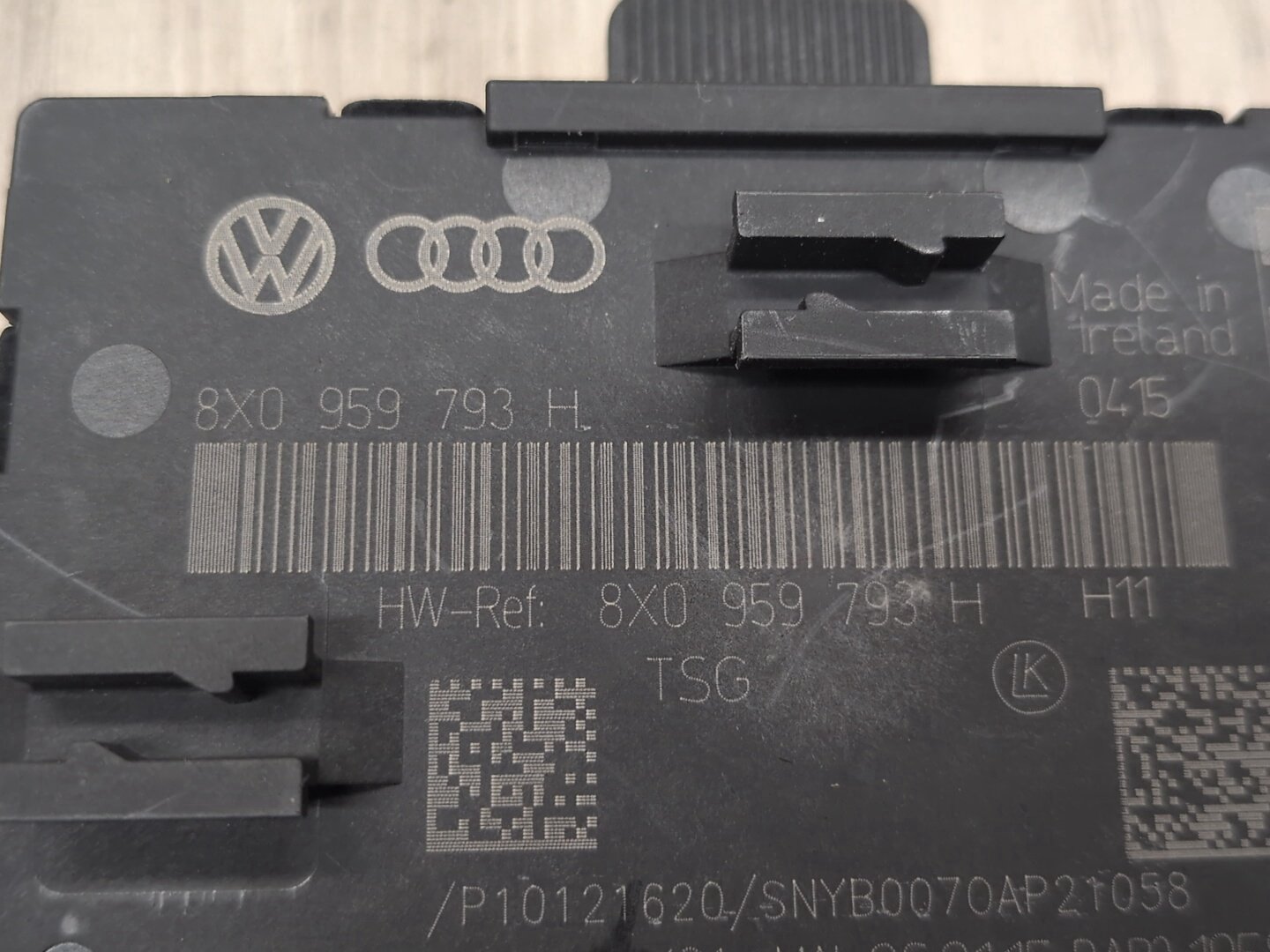 15-18 OEM Audi Q3 Front Left Driver Door Window Control Module 8X0959793H
