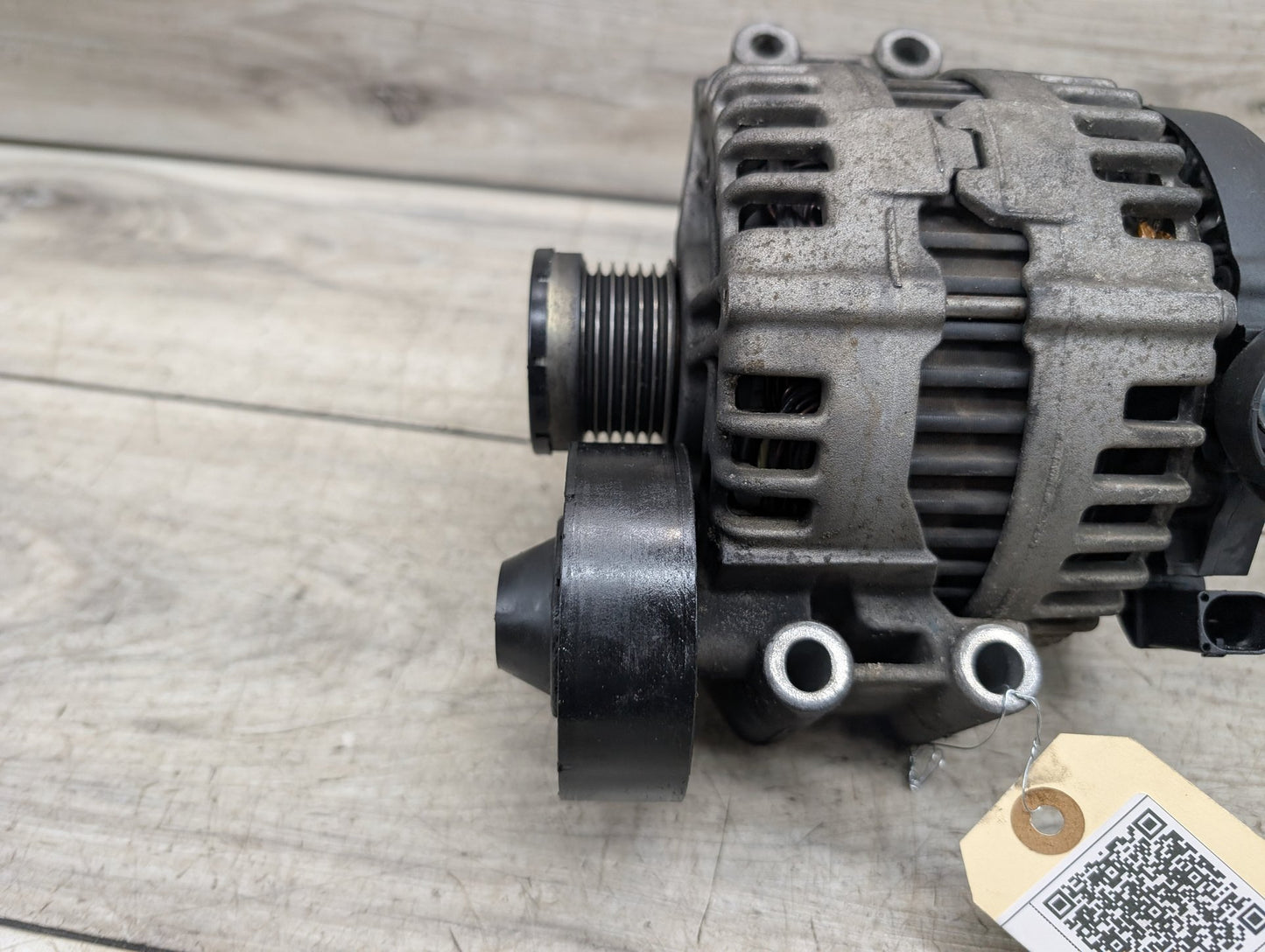 OEM BMW E82 E88 E90 E92 E93 F10 128 328 Engine N51 N52 Alternator Generator 180A