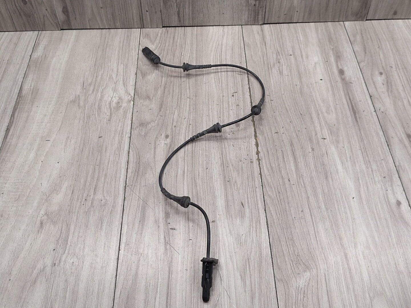 2019 - 2026 BMW X5 G05 Rear Right Passenger ABS Wheel Speed Sensor 6878160 N63B44M3