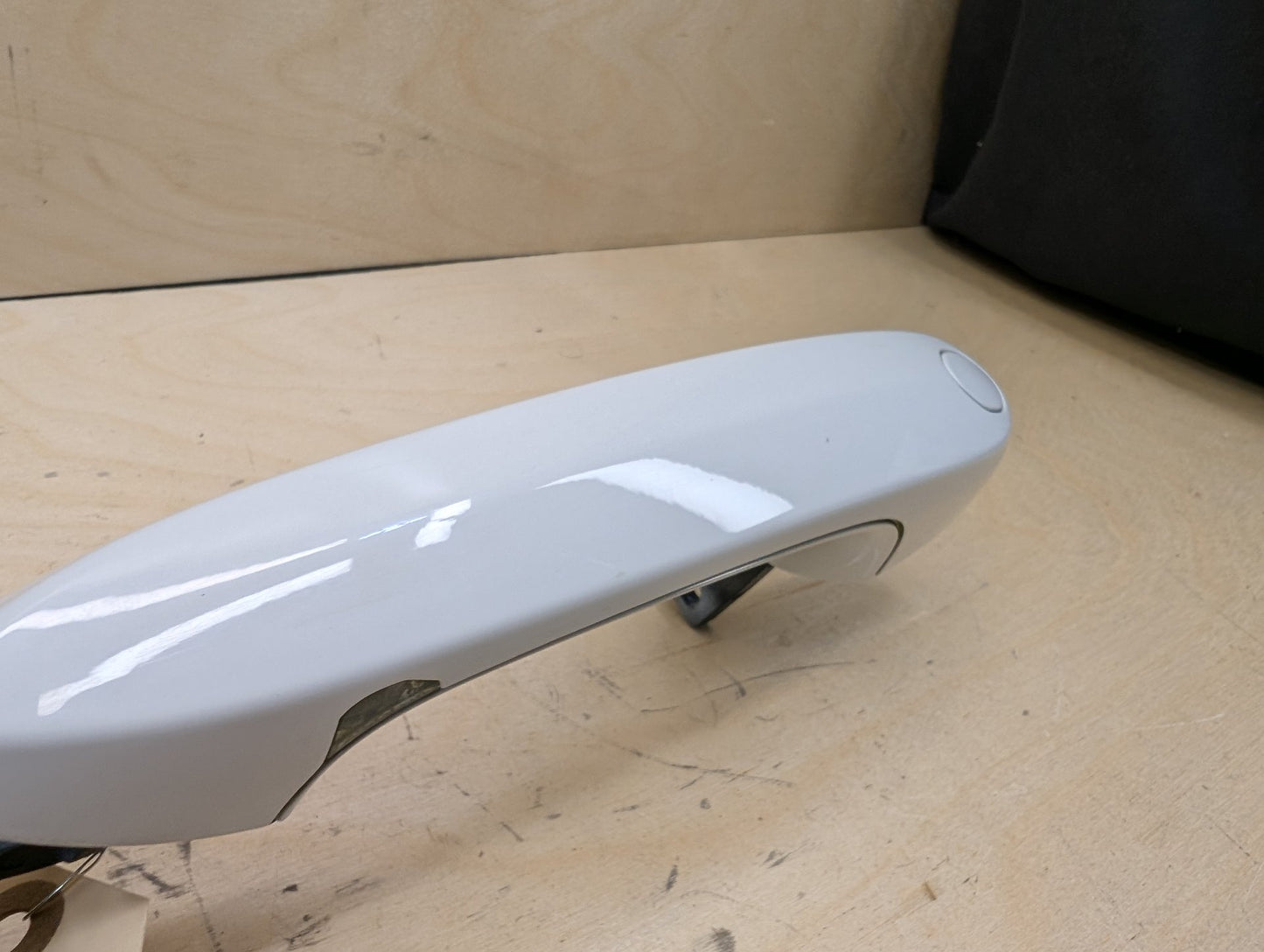 2018-2024 BMW X3 G01 Front Left Driver Exterior Door Handle 7470567
