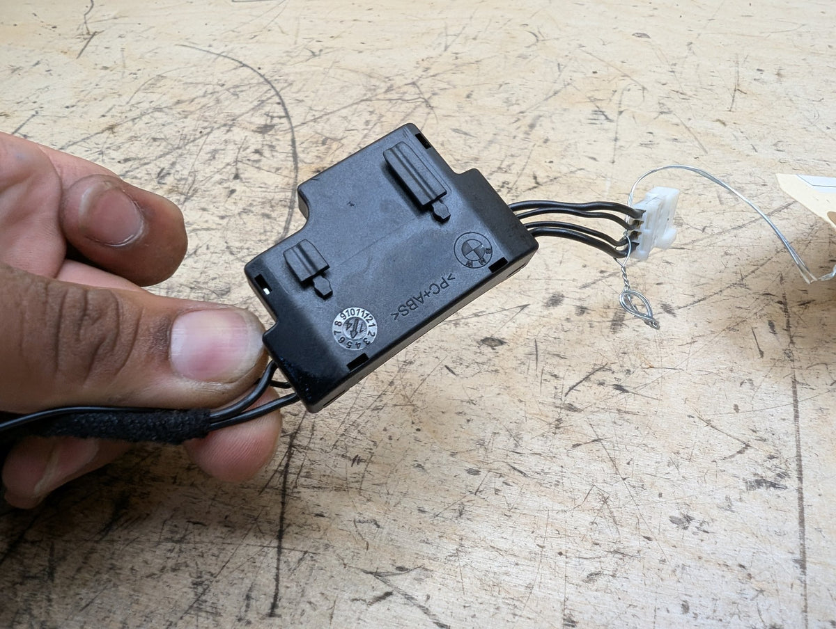2010-2017 BMW 535i GT xDrive F07 Steering Wheel Control Module 7848638 OEM