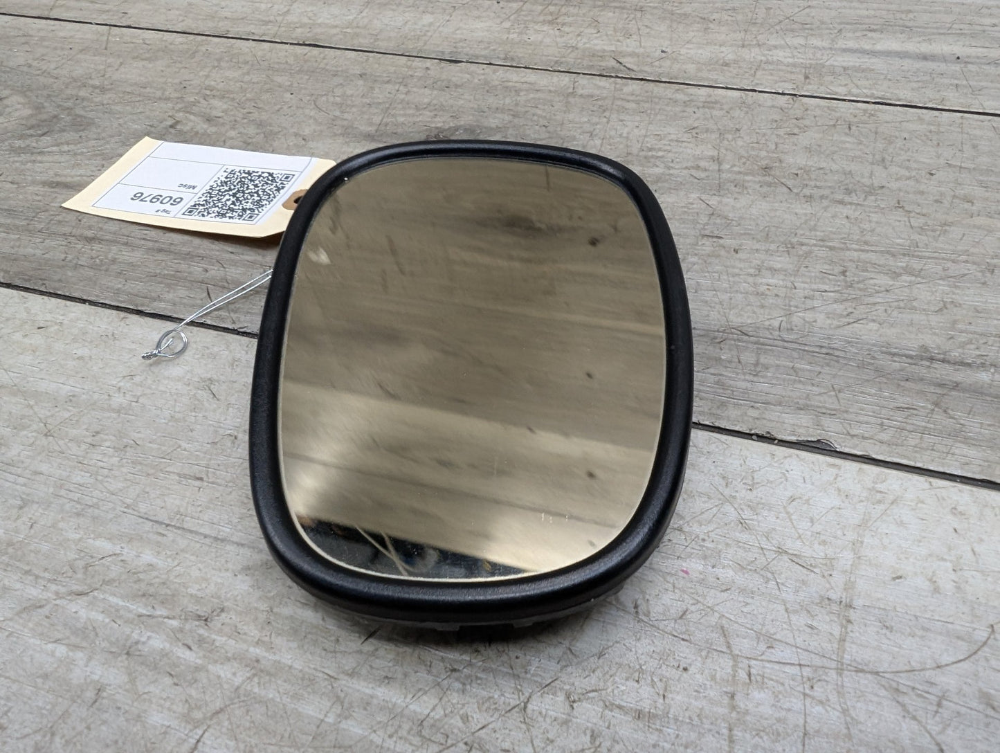 2011 BMW 328i E90 Front Left Driver Side Mirror Glass 7230979