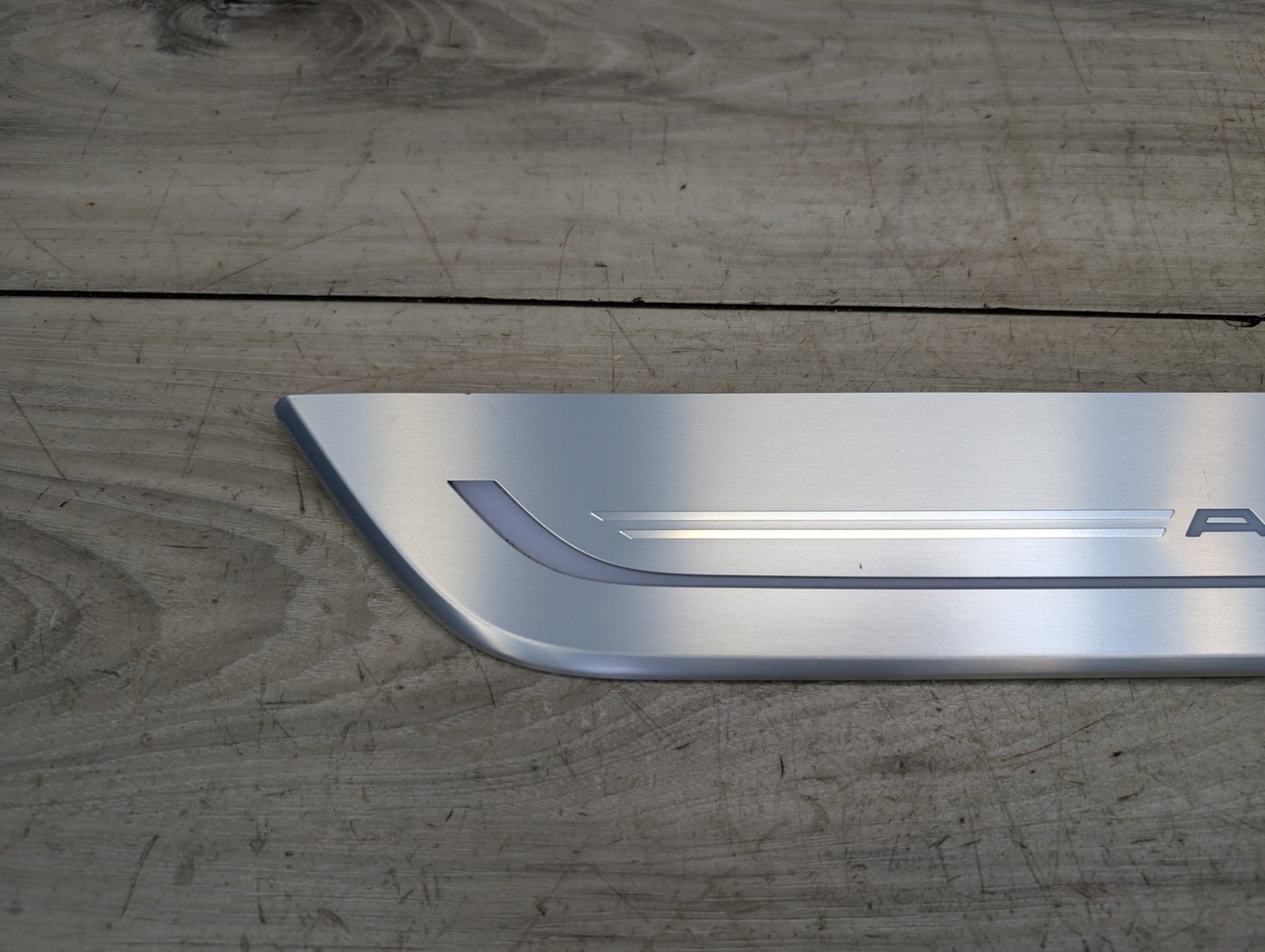 2016 BMW 750Li G12- Front Left or Right Door Sill Scuff Plate Entrance PN: 7991478