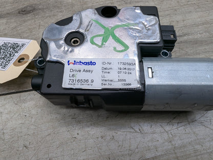 2017-2023 BMW M550i xDrive G30 Sunroof Sun Roof Glass Motor 7316536