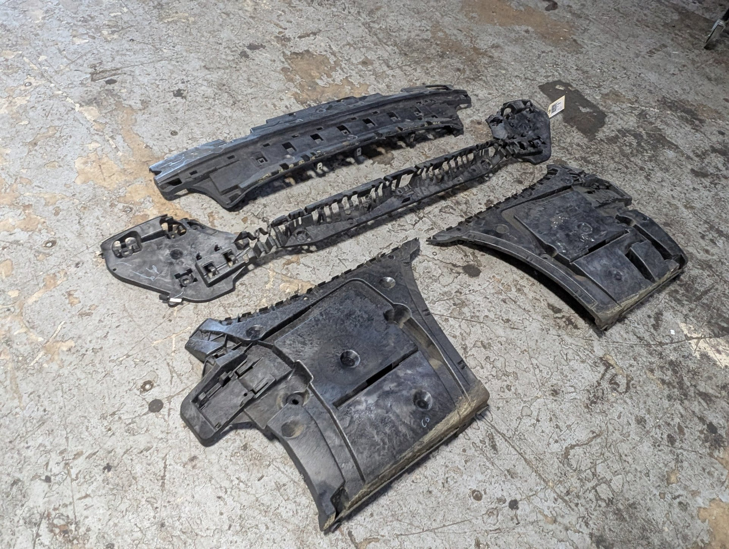 2017-2023 BMW 530i G30 Rear Left Right Center Bumper Support Brackets SET 7387296
