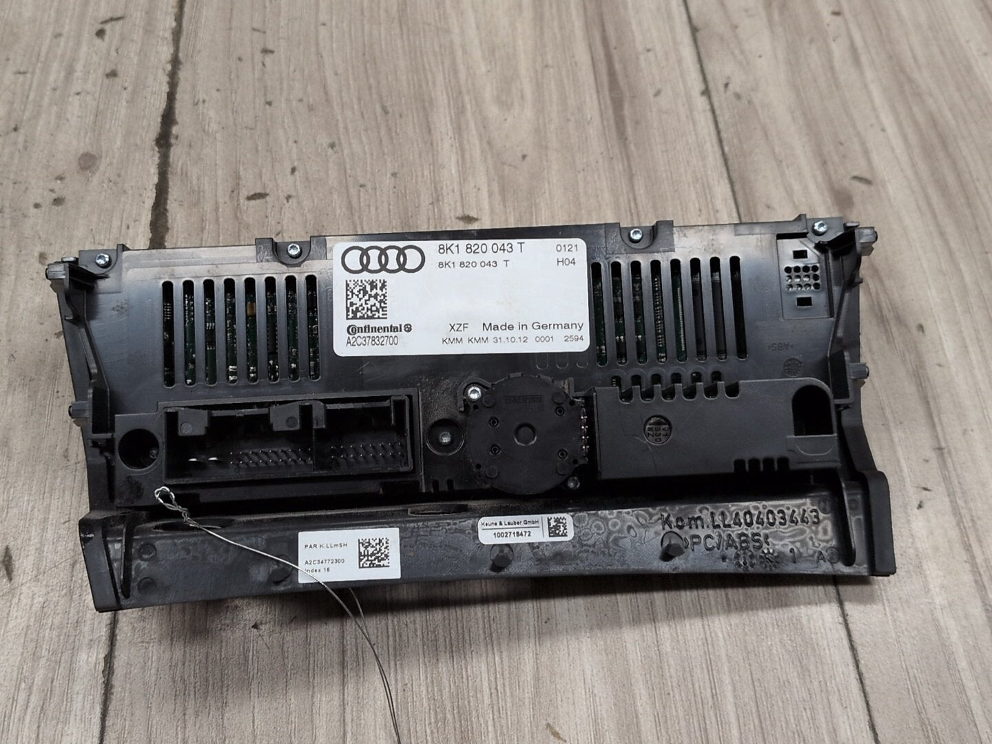 2008 - 2017 Audi S5 8T Front AC Heater Climate Control Switch 8K1820043T