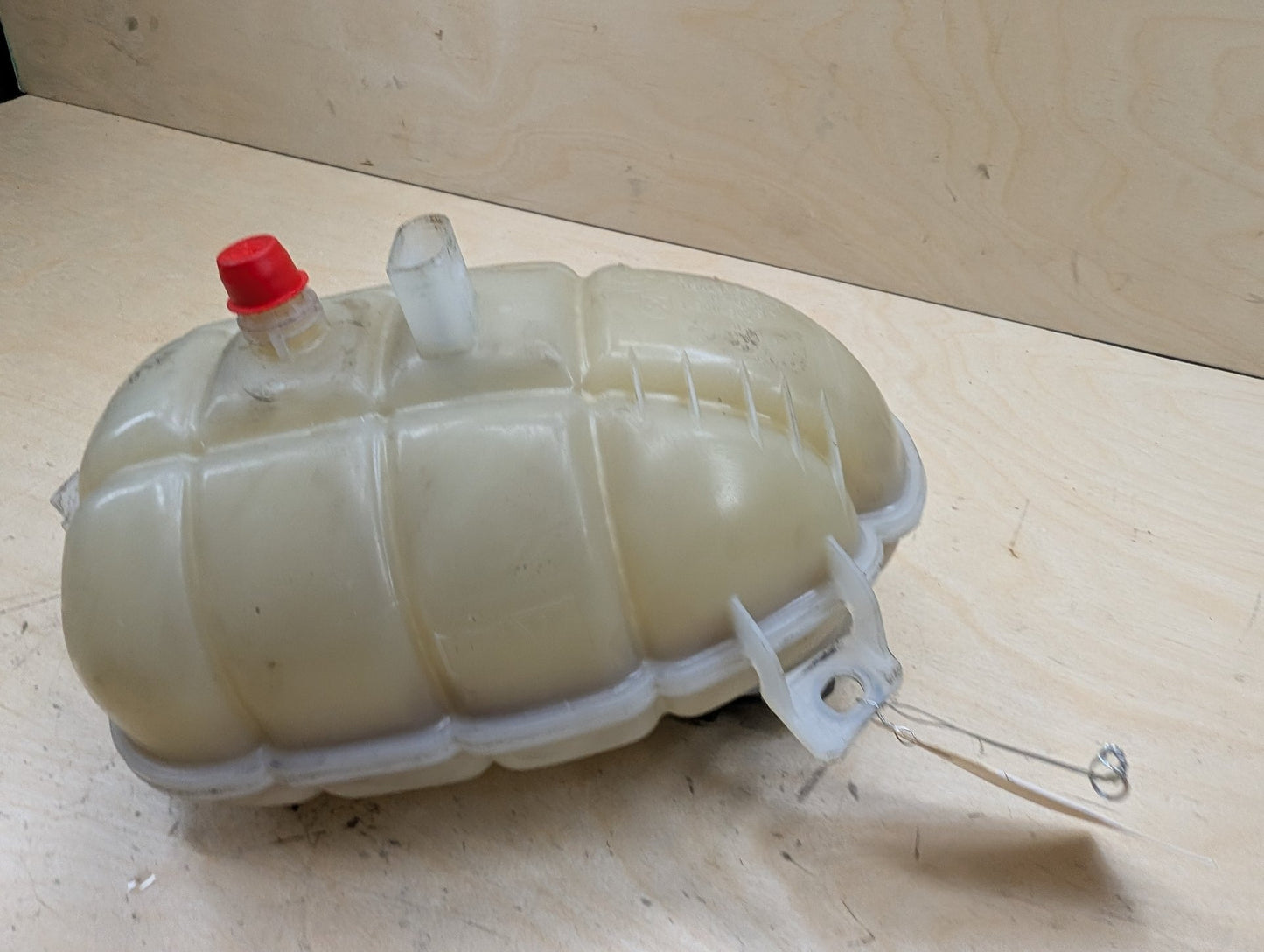 2012-2018 BMW 335i F30 Coolant Expansion Tank Reservoir 7642160