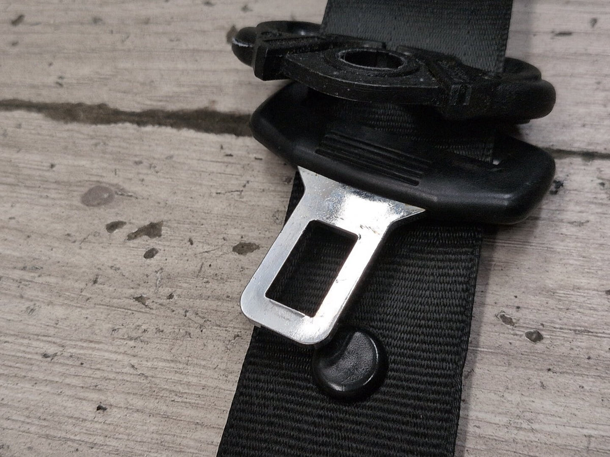2010-2016 Audi S4 B8 Front Left Driver Seatbelt Seat Belt Retractor 8K1857705 OEM