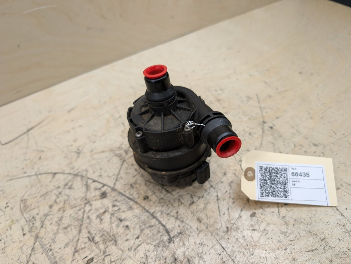 OEM BMW G01 G05 G20 G22 G26 Engine B46 B58 Auxiliary Electric Water Pump Cooling