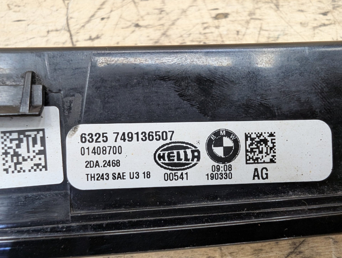 2019-2026 BMW X5 G05 Upper Liftgate Trunk Lid 3rd Brake Light 7491365 OEM