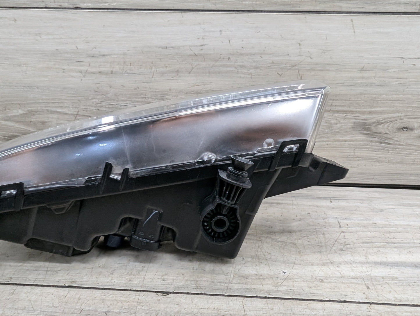 2017-2023 BMW 530i G30 Front Right Passenger Bumper Fog Lamp Light 7349132