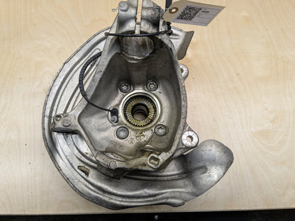 2018-2025 BMW X3 G01 AWD Front Right Spindle Knuckle w/ Bearing 6882598