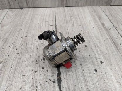 16-20 OEM BMW G11 G12 750 G30 M550 Engine N63R HPFP High Pressure Fuel Pump 5-8