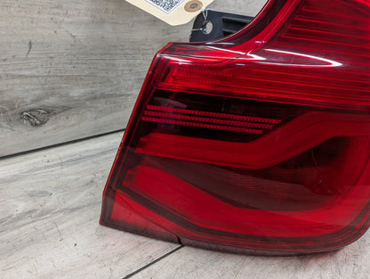 2014 - 2019 BMW 340 F34 Rear Right Passenger Outer Tail Light 7417472 B58B30M0