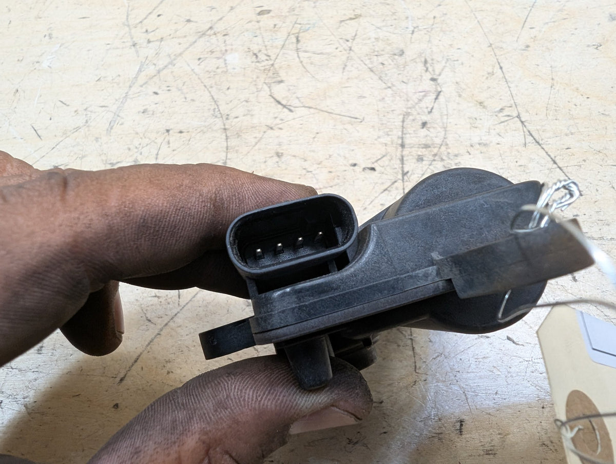 OEM BMW G01 G02 G11 G12 G14 G15 G30 X3 Muffler Exhaust Flap Actuator Drive Motor