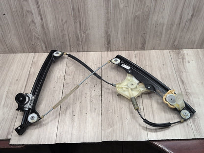2012-2018 BMW M6 F06 Front Right Passenger Door Window Glass Regulator w/ Motor 7268798