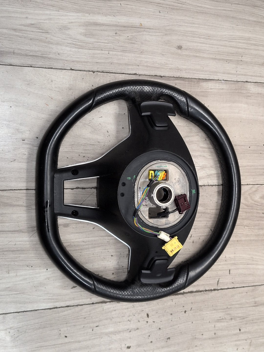 2009-2012 Mercedes-Benz E550 W212 Steering Wheel Assembly A1724602703 OEM