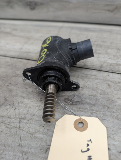 2016- 2019 BMW G12 750I N63 4.4L CAMSHAFT VARIABLE TIMING SOLENOID OEM 7631574