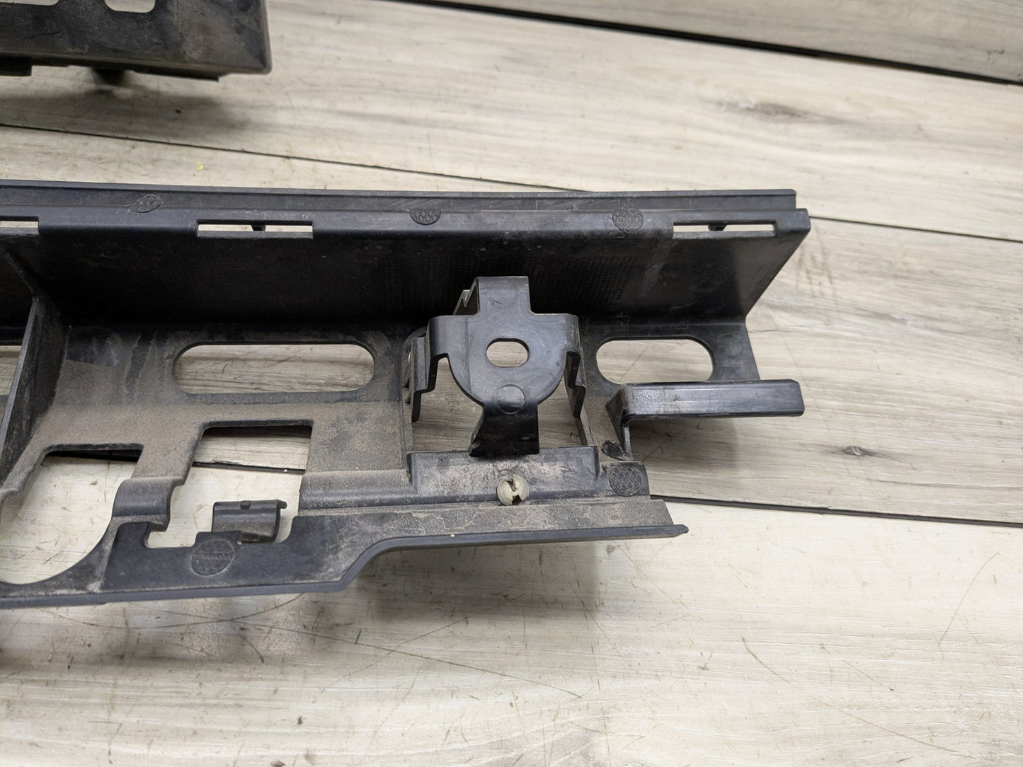 19-21 OEM BMW G20 M SPORT Rear Right Passenger Bumper Support Bracket Mount PAIR