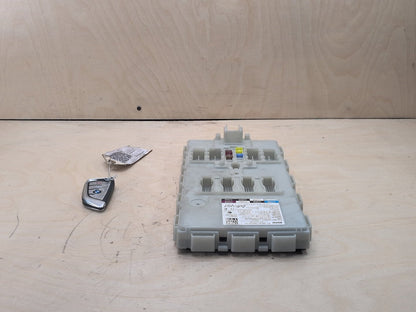 2018-2024 BMW X3 G01 Bdc Body Domain Fem Control Module w/ Key 8779032 OEM