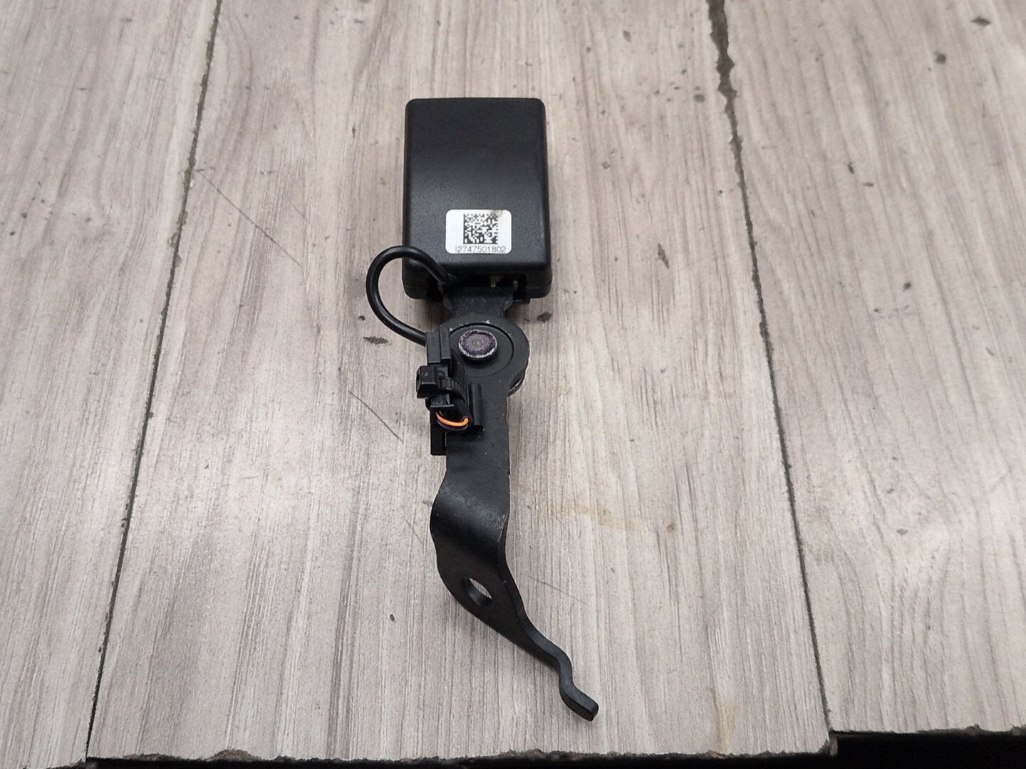 17-20 OEM BMW F90 M5 G30 530 540 M550 Rear Left Driver Seatbelt Seat Belt Buckle