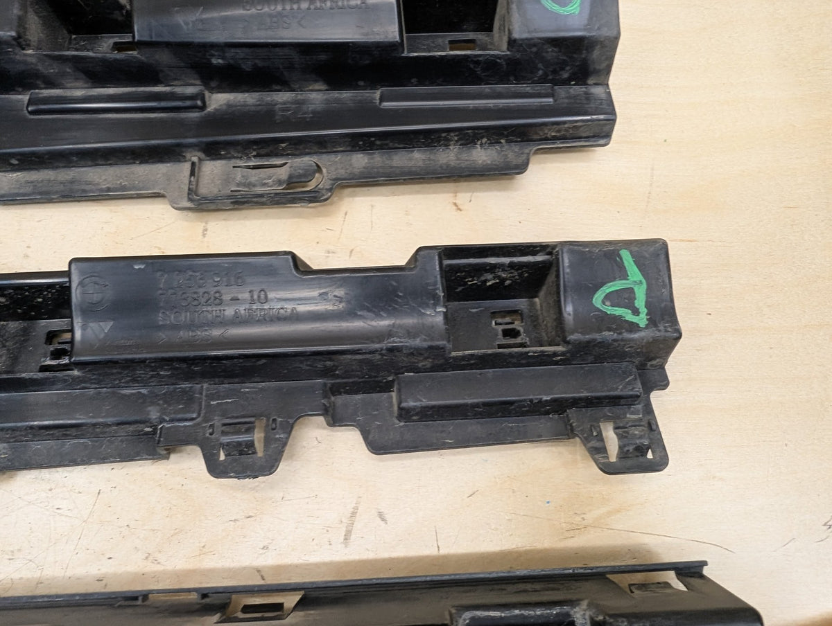 2012-2018 BMW 335i F30 Right Passenger Side Skirt Rocker Panel Brackets SET 7256920
