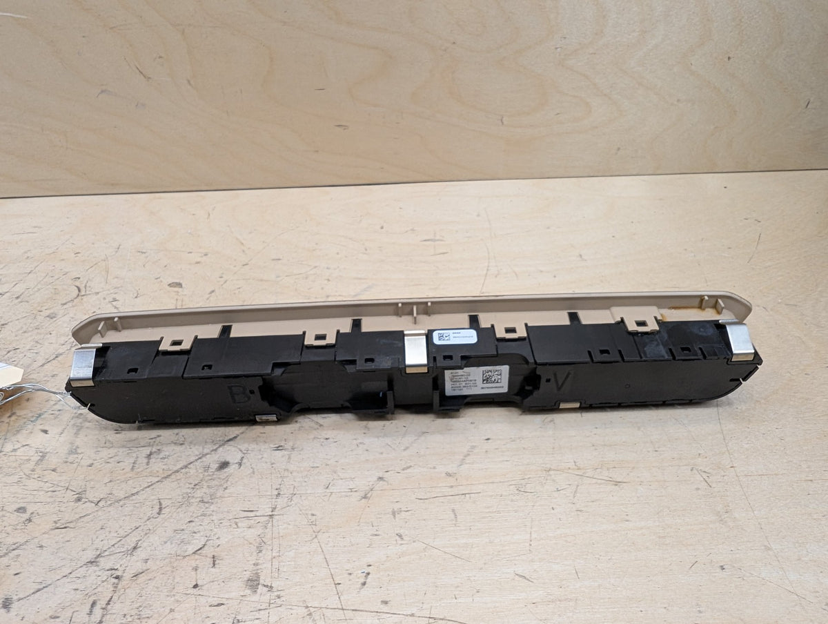 OEM BMW G20 G22 G23 G26 330 M340 430 Audio Control Radio Switch Button Beige