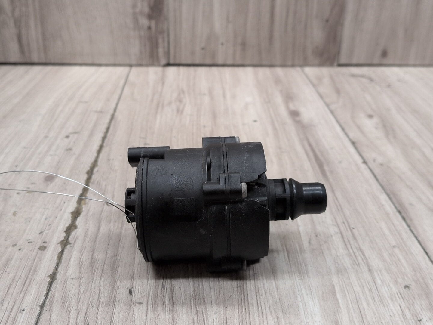 2019 - 2026 BMW X5 G05 Engine Motor Cooling Auxiliary Water Pump 8486849 N63B44M3