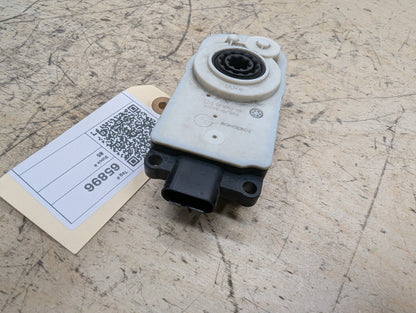 OEM BMW G05 G07 G12 G20 330 M340 X5 X7 Front Upper Grille Shutter Motor Actuator
