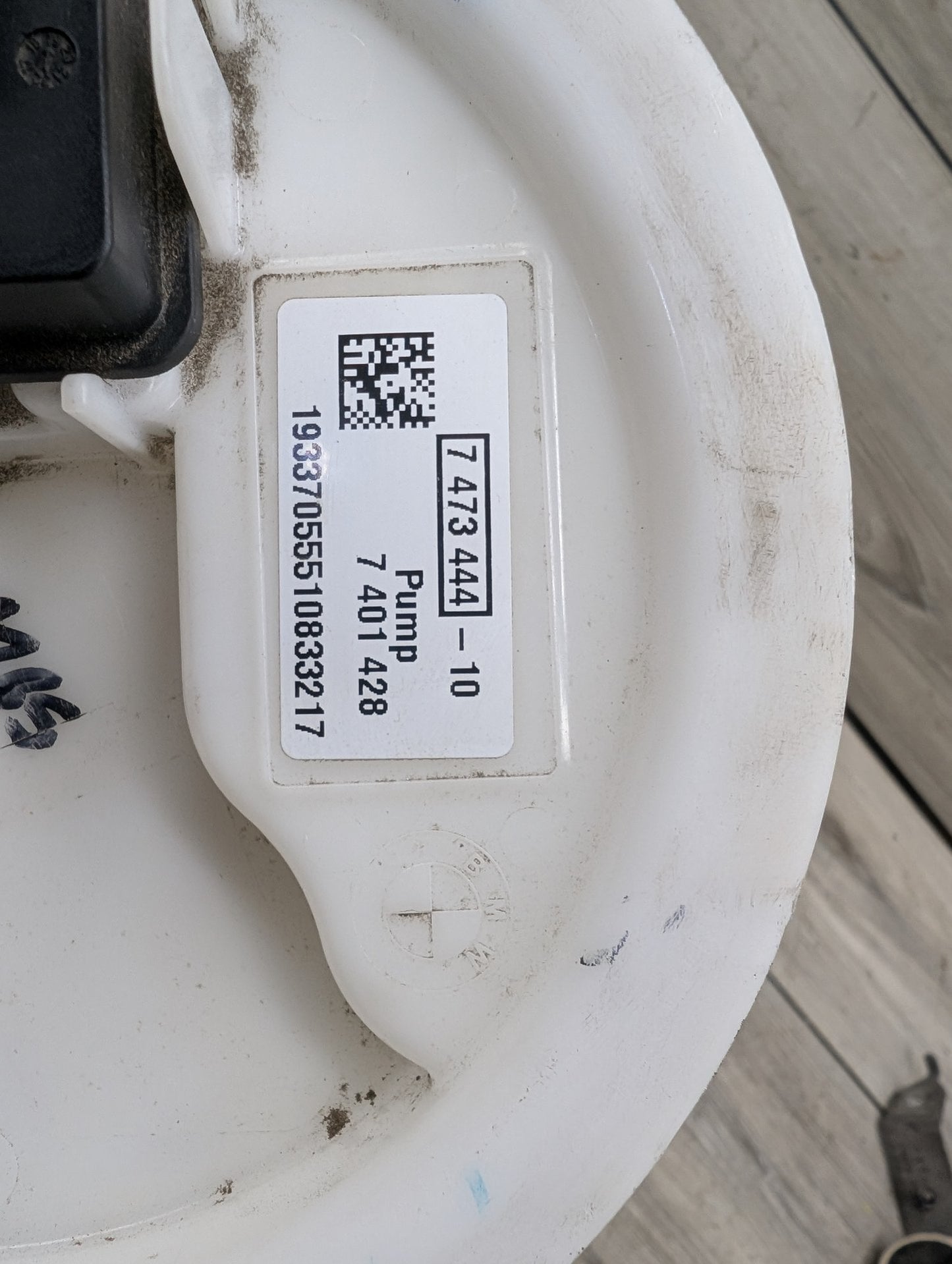 OEM BMW G20 G22 G23 G26 G42 330 M340 430 M440 Gas Tank Mounted Sending Fuel Pump