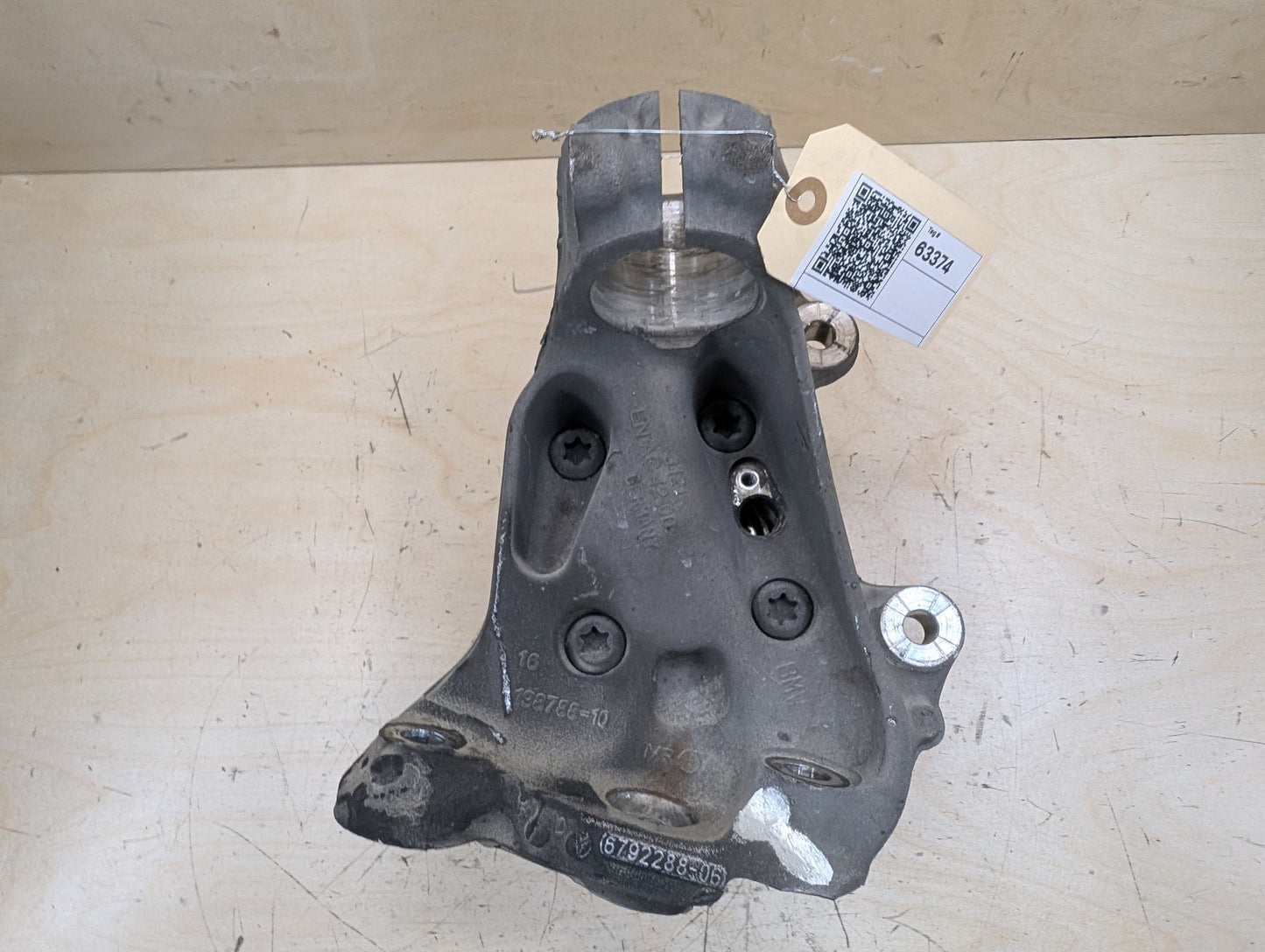 12-18 OEM BMW F30 F31 Sedan RWD Front Right Hub Knuckle Wheel Bearing Carrier