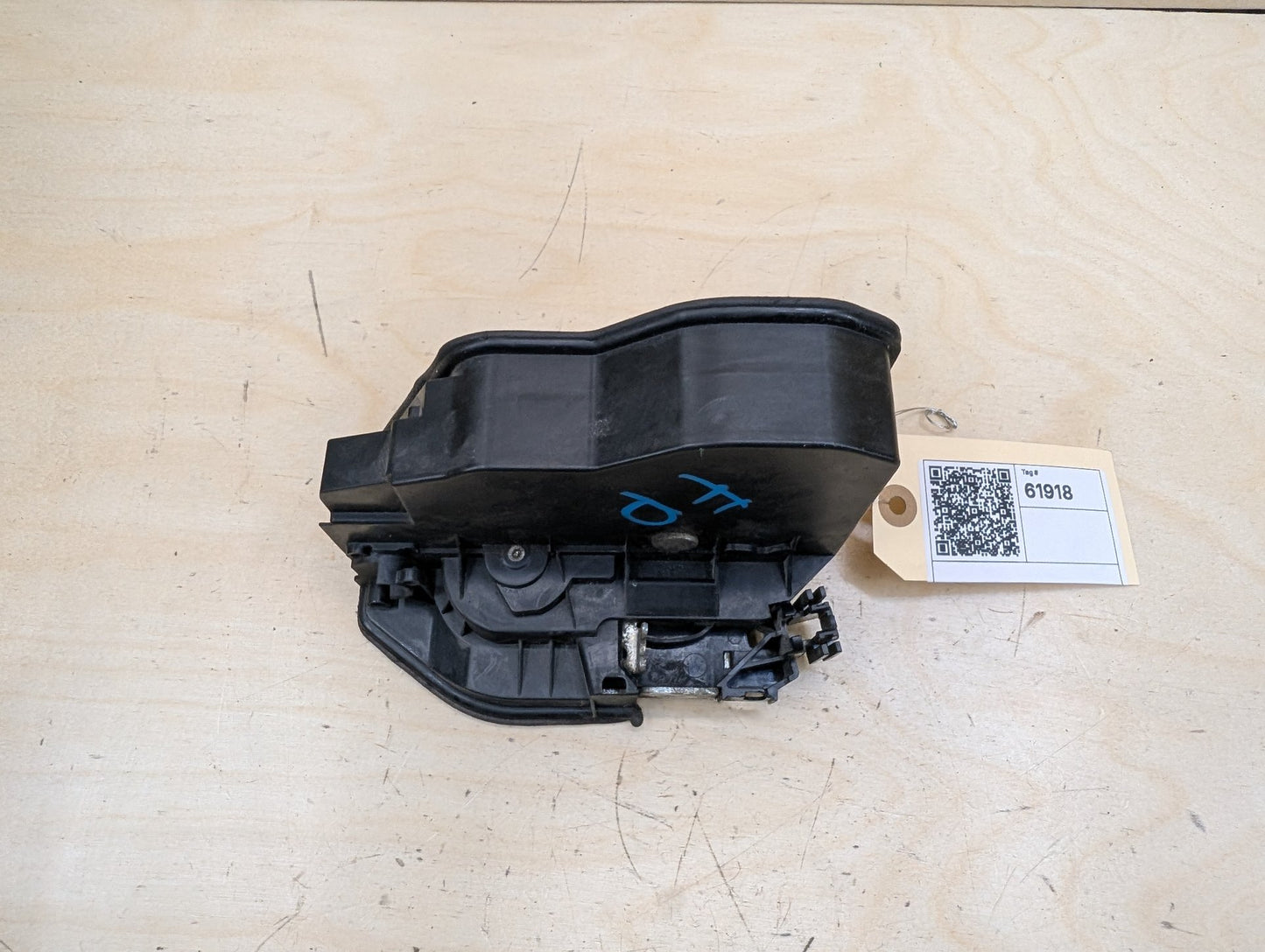 2011-2016 BMW X3 F25 Front Right Passenger Door Latch Lock Actuator 7318416